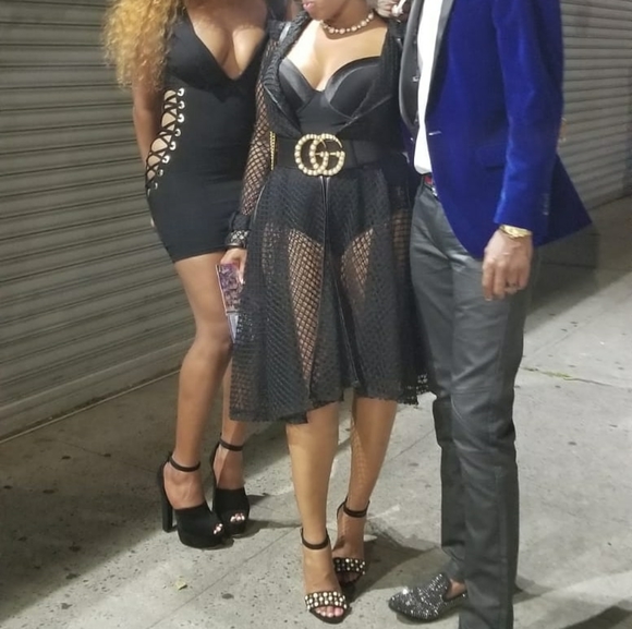 Guess Shoes - Picture 6 of 8